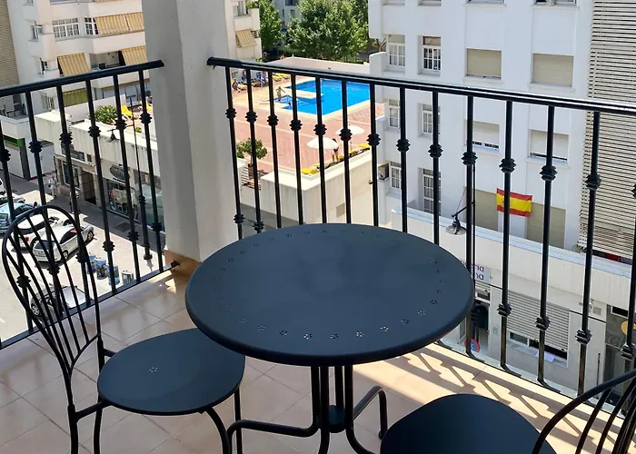 Amplio Con Piscina Апартаменти