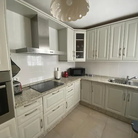 Apartamento Amplio Con Piscina