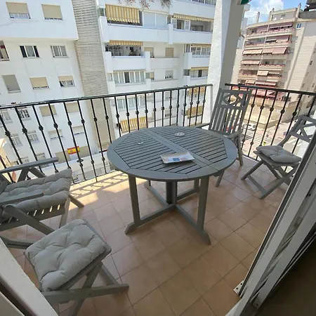Apartamento Amplio Con Piscina *