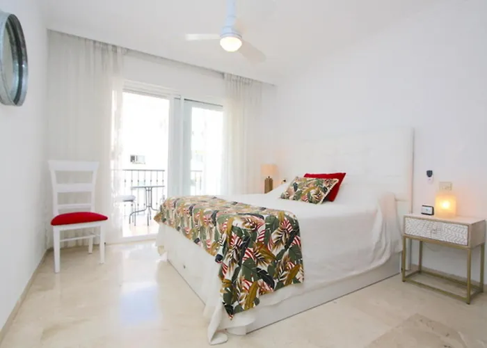 Amplio Con Piscina Fuengirola