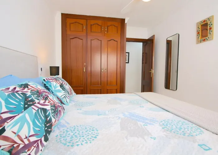 Amplio Con Piscina Apartment