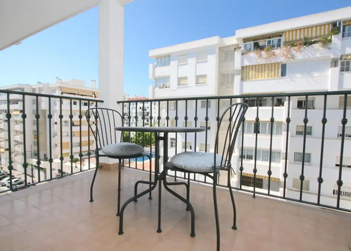 Amplio Con Piscina Fuengirola